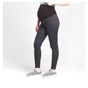 **GUC** ISABEL MATERNITY by Ingrid & Isabel ACTIVE LEGGINGS W/CROSSOVER PANEL